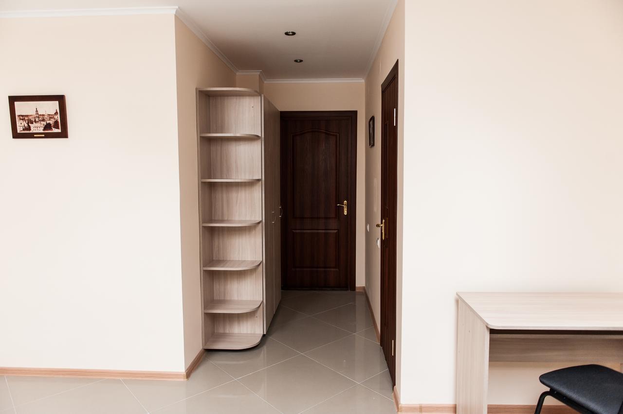 Minihotel Freedom Lviv Buitenkant foto
