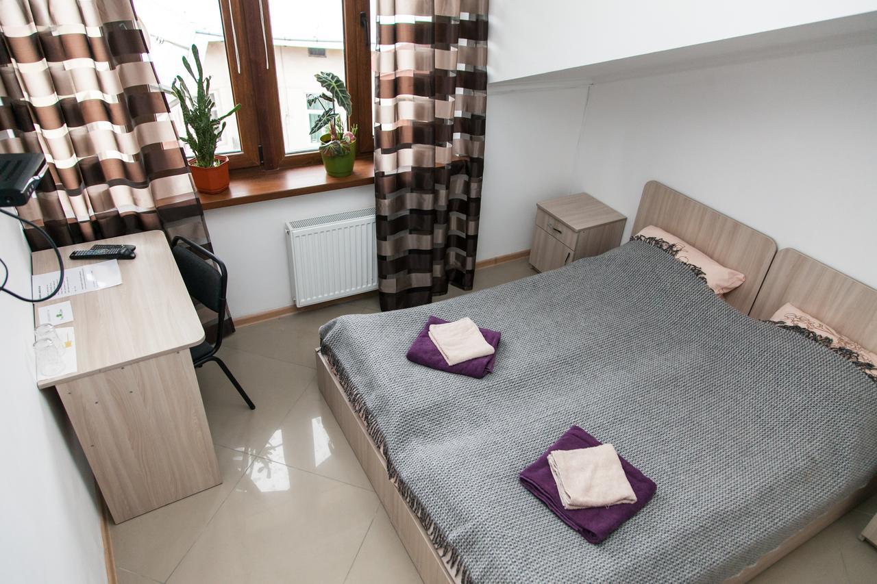Minihotel Freedom Lviv Buitenkant foto
